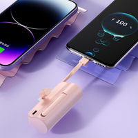 Vente en gros Petit chargeur portable 5000mAh Powerbank Mini chargeur de poche Chargeur de téléphone portable d'urgence pour iPhone et Android