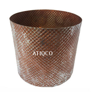 Pilier votif en fer antique en cuivre indien Supports votifs en fer de qualité supérieure Porte-bougies vintage Bougie votive de haute qualité - Product Image 1