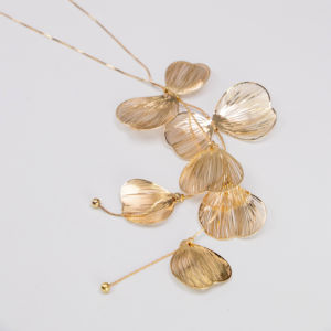 Beautiful Elegant Ginkgo Leaf Pendant <b>Earrings</b> Set Bohemian Fashion Unisex <b>Silver</b> Romantic <b>Long</b> Bride Tassel Jewelry Chains - Product Image 1