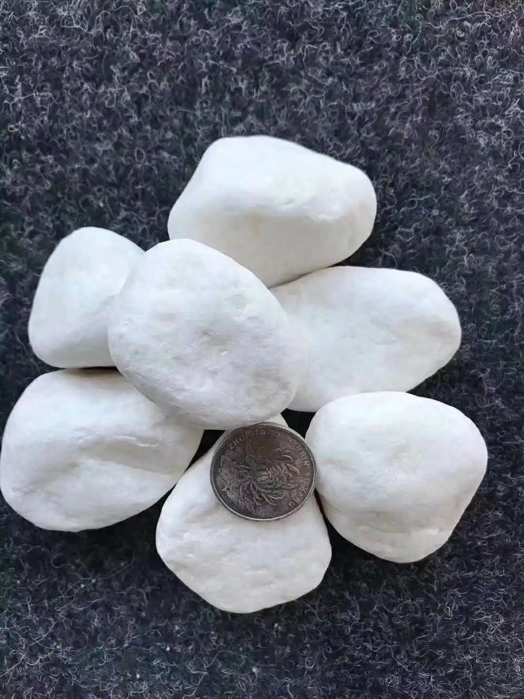 Decorative Snow White Pebble Stone For Garden Landscaping Road Paving