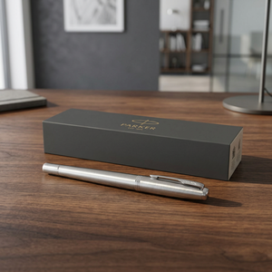 Penna Stilografica Parker Urban Modello 107020-1, Inchiostro Blu, Corpo in Metallo con Punta Dorata, Presentata in Confezione Regalo - Product Image 3