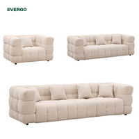 Europäischer Stil Weißes Nordisches Couch-Set Tiefe Sitzfläche Wohnzimmermöbel Geschwungenes Bouclé-Sofa