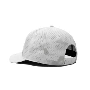 Casquette de golf OEM personnalisée en maille perforée avec logo, 5 panneaux, visière légèrement incurvée, snapback, patch en caoutchouc imperméable - Product Image 4