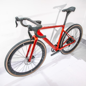 เฟรมจักรยานเสือหมอบคาร์บอน 890 กรัม 2*12 สปีด 50c พร้อมเบรกไฮดรอลิก Continental Di2 สำหรับจักรยานเสือหมอบแบบ Gravel - Product Image 1