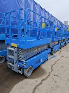 ลิฟท์ยกกรรไกรเก่าและใช้ GS2646ปี2016และ<span class=keywords><strong>2017</strong></span>ความสูงในการทำงานสูงสุด9.96เมตร Capacity454kg แพลตฟอร์ม - Product Image 4