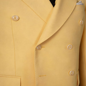 Blazer en polyester jaune marguerite pour <span class=keywords><strong>homme</strong></span>, fluide et infroissable, avec pochette de costume élégante pour un <span class=keywords><strong>look</strong></span> de fête printanière - Product Image 2