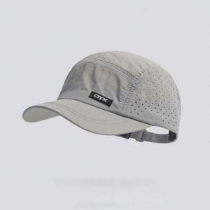 หมวกเบสบอลตาข่ายระบายอากาศแห้งเร็วรุ่นใหม่ ปีกสั้น เหมาะสำหรับกอล์ฟและวิ่ง - Product Image 3