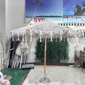 Sombrilla de Playa con Dosel Tejido, Borlas de Crochet y Flecos de Macramé de Diseño Moderno para Uso Exterior en Hoteles, Parques y Gimnasios - Product Image 6
