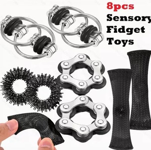 Set de Juguetes Sensoriales Antiestrés, Paquete de Regalo con Cubo Infinito, Anillos, Juguetes de Malla y Llaveros para Niños - Product Image 4