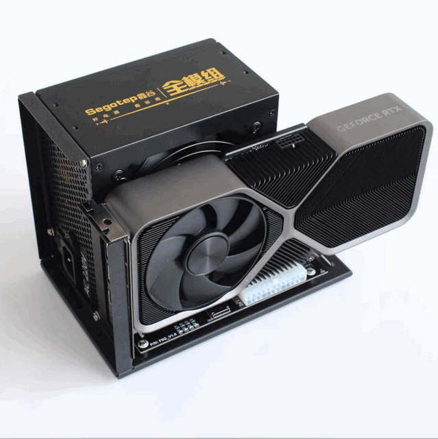 OcuLink Interface ATX Type Open PCIe 4.0 64Gbps Docking Station for Desktop 64Gbps Speed 64GB Capacity External Stock