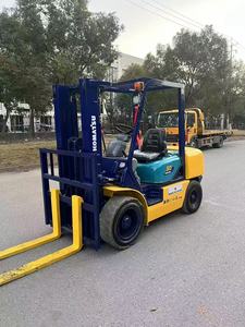 Montacargas Diésel Komatsu Usado de 3 Toneladas, Mástil de Tres Etapas de <span class=keywords><strong>4.5</strong></span> Metros, Longitud de Horquilla de 1370 mm, Ancho de Horquilla de 125 mm, Distancia entre Ejes de 2170 mm - Product Image 6