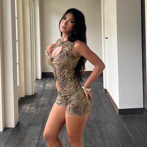 Conjunto de Dos Piezas Casual sin Mangas con Diseño de Rayas de Cebra Estilo Europeo Americano, Corte Sexy y Cintura Baja - Product Image 3