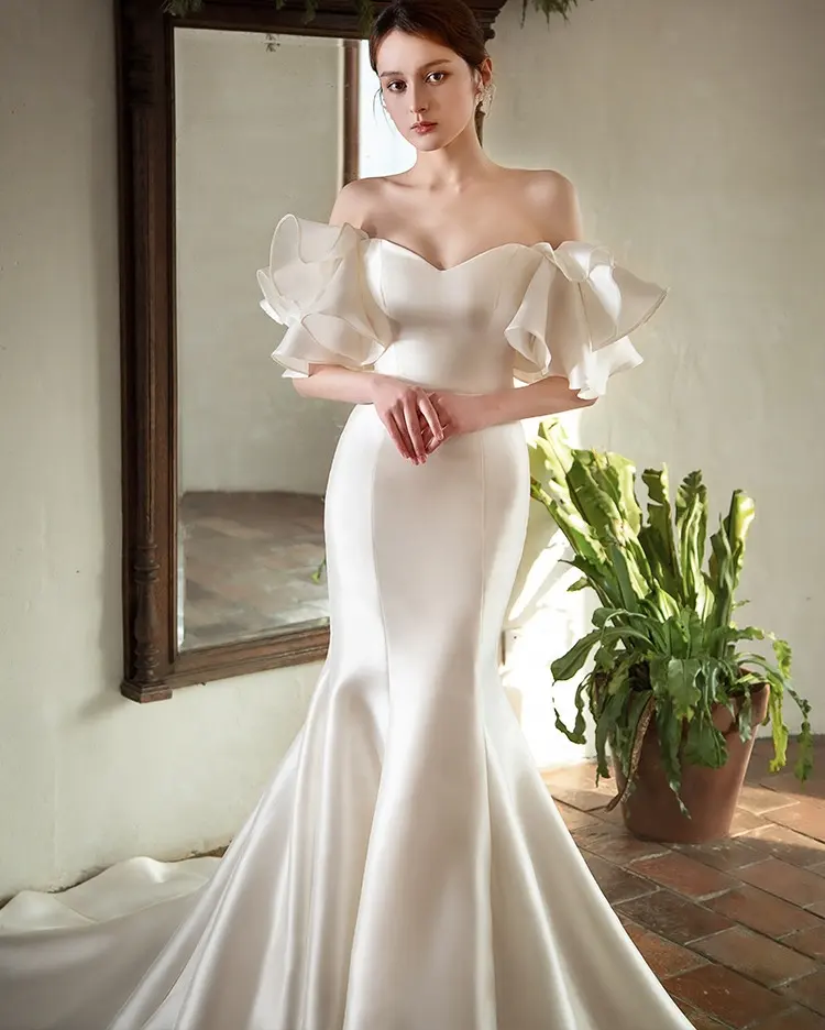 Satin Wedding Dress New Simple Fishtail Slim Fashion Bride Registration Marriage Honeymoon Travel Photo White Dress