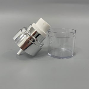 Pompe à vaporiser pour maquillage anti-fuite à double couche en plastique, diamètre extérieur de 24 mm, placage UV argenté, vaporisateur fin pour flacons - Product Image 1