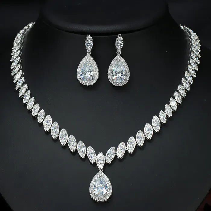 Wholesale Factory Direct Sales Luxury Two-piece Wedding Jewelry Zircon Pendant Set Necklace Earrings Accessories Wedding Jewelry