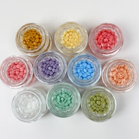 Crème Visage Végane Éclaircissante, Hydratante et Nourrissante à l'Acide Hyaluronique, au Collagène, à l'Arbutine et à la Vitamine E en Capsules, Marque Privée OEM/ODM