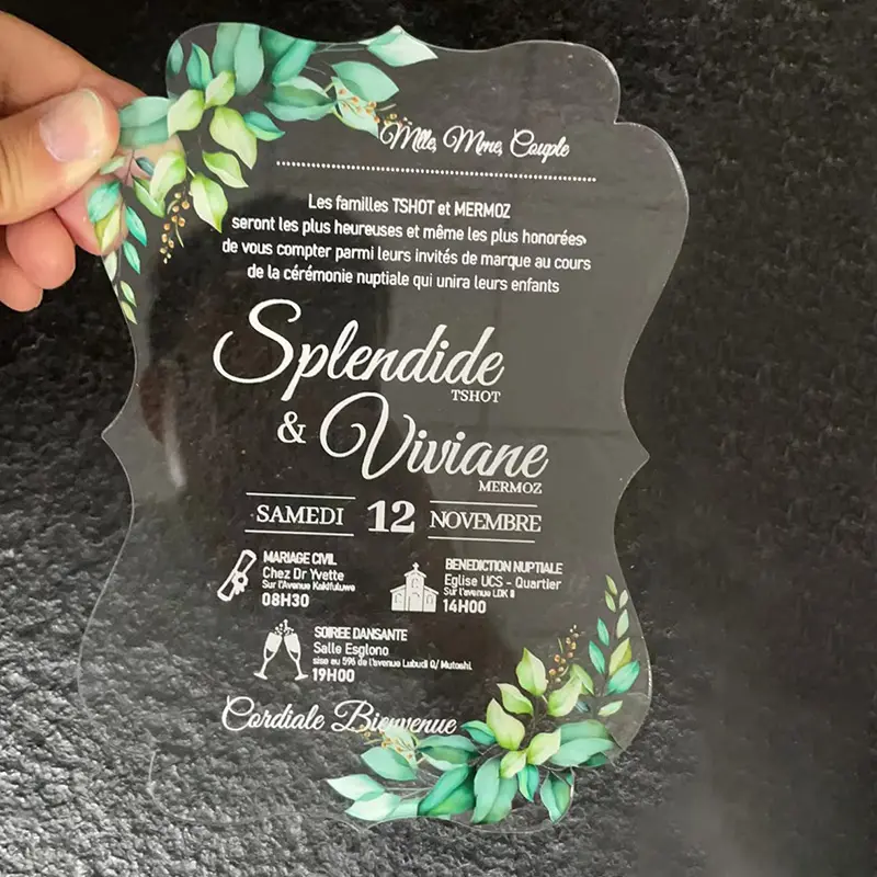 Lote de invitación de boda personalizada de muestra gratis de producción rápida 100 Impresión UV Invitación DE BODA cortada con láser transparente con sobre