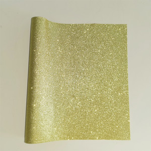 <span class=keywords><strong>Chemin</strong></span> <span class=keywords><strong>de</strong></span> <span class=keywords><strong>table</strong></span> non tissé avec paillettes brillantes pour Noël, mariages et anniversaires, décoration festive étincelante - Product Image 1