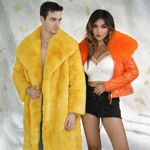 Manteau coupe-vent en peluche allongé épaissi pour femmes avec nouvelle capuche en fourrure d'imitation coton teint uni longue méthode de tissage tricoté - Product Image 3