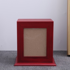 Caixa Memorial Quadrada de Madeira para Cinzas de Animais de Estimação, Multicolorida para Gatos e Cães com Porta-Retrato e Gravação - Product Image 2