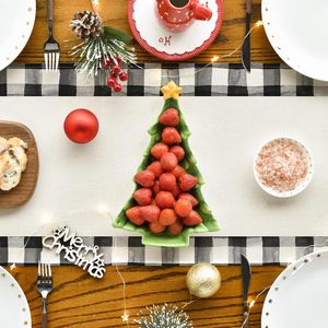 Décoration <span class=keywords><strong>de</strong></span> <span class=keywords><strong>table</strong></span> à manger <span class=keywords><strong>de</strong></span> cuisine <span class=keywords><strong>de</strong></span> vacances d'hiver, décor <span class=keywords><strong>de</strong></span> fête, aquarelle Buffalo Plaid Christmas Trees Merry Xmas <span class=keywords><strong>Table</strong></span> Runner - Product Image 4
