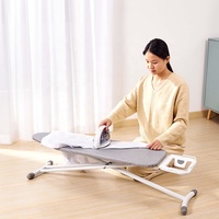 Planche à repasser compacte de conception moderne pour la maison, table de repassage réglable en hauteur, pliable