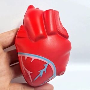 Pelotas Antiestrés de PU al por Mayor, en Forma de Corazón, con Logotipo Personalizado - Product Image 2