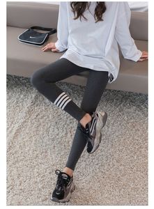 Leggings en polaire d'agneau de bonne qualité pour filles, leggings décontractés pour le sport, pantalons de yoga rayés avec leggings en polaire pour femmes - Product Image 3