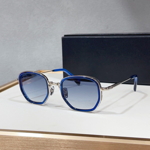 Gafas <span class=keywords><strong>de</strong></span> Sol <span class=keywords><strong>de</strong></span> Diseño Clásicas y Lujosas para Hombre, Montura con Protección UV400, Ligeras, Cómodas, <span class=keywords><strong>de</strong></span> Alta Calidad, para Conducir, Negocios, Gafas <span class=keywords><strong>de</strong></span> Sol para Mujer - Product Image 4