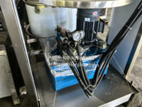 Machine de pressage et d'extraction de jus de myrtilles et de framboises de haute qualité