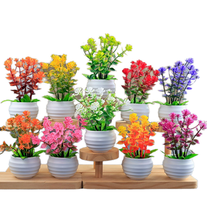 Plantas Artificiales en Maceta Pequeña <span class=keywords><strong>de</strong></span> Plástico, Bonsái Verde Creativo para el Año Nuevo Chino, Uso en Interiores <span class=keywords><strong>de</strong></span> Escritorio, Alta Calidad - Product Image 1