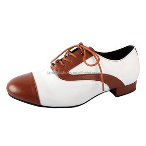 <span class=keywords><strong>Scarpe</strong></span> da ballo latino bianche e marroni personalizzate da <span class=keywords><strong>uomo</strong></span> con Sole in gomma 2.5CM - Product Image 1