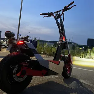 16英寸两轮快速110-140公里长途电动滑板车100 Ah Escooter 72V 8000W 15000W成人电动自行车滑板车