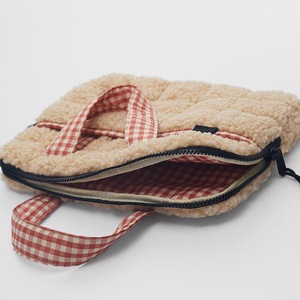 Hot Sale niedlichen flauschigen Laptop Griff Tasche pelzige Textur leichte tägliche Verwendung Laptop-Tasche Aktentasche mit Gingham-Griff - Product Image 3