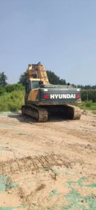 Excavatrice Hyundai 305 d'occasion, 30,5 tonnes, hydraulique, sur chenilles, coréenne, avec moteur, pour rapport, vente chaude - Product Image 2