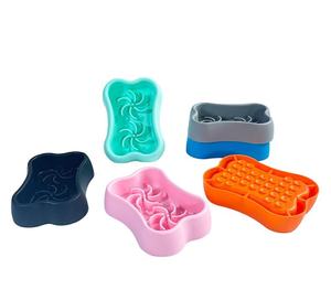 Neues Design Knochen förmiges Silikon Slow Feeding <span class=keywords><strong>Bowl</strong></span> Tragbare runde Anti-Erstickung schüssel für Katzen und Hunde im Freien - Product Image 4