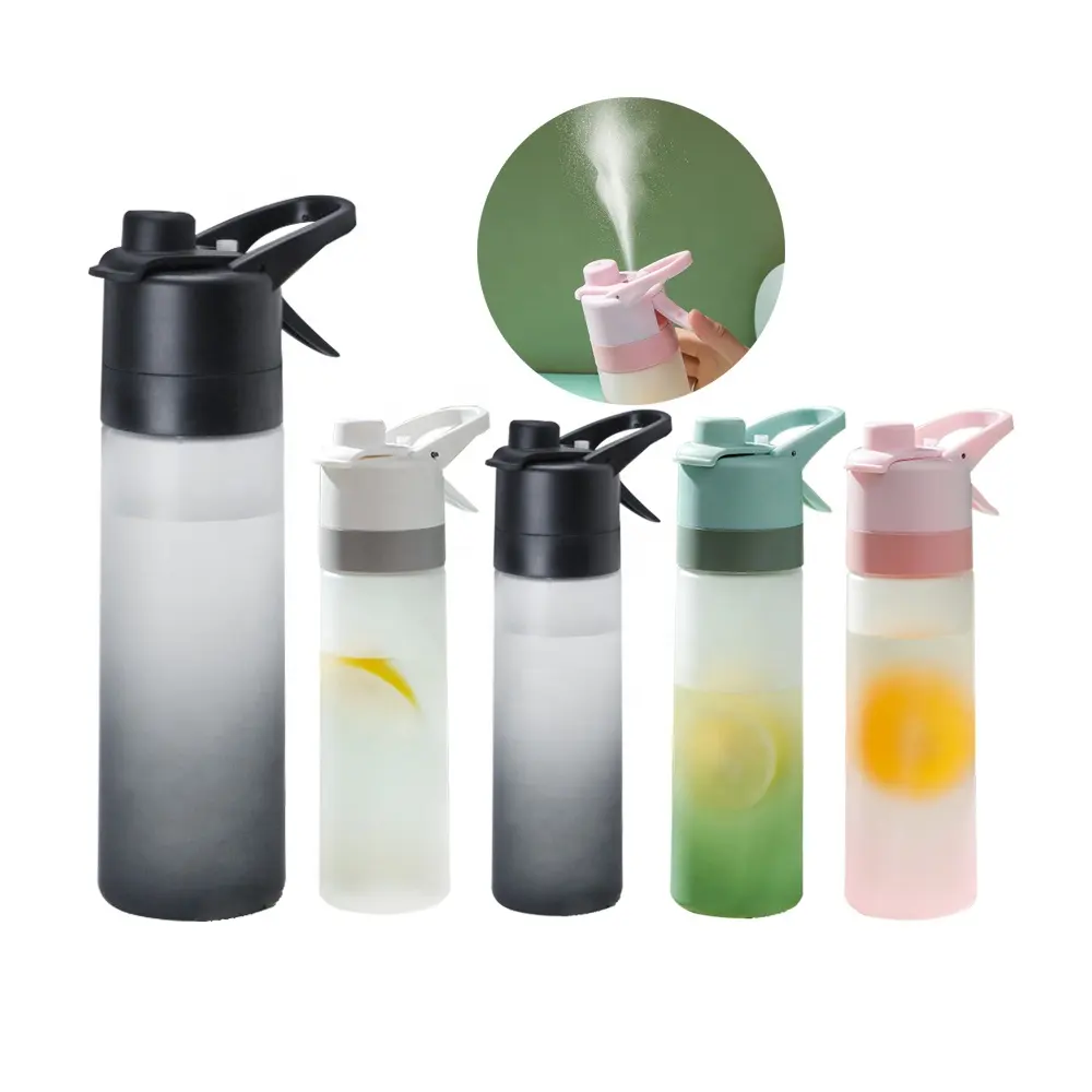 Beauchy 650ml Outdoor summer sports water bottle with spray mist portable frosted plastic dink bottle with handle lid