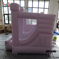 Château gonflable moderne avec toboggan, structure gonflable combinée pour fêtes d'enfants et décorations de mariage