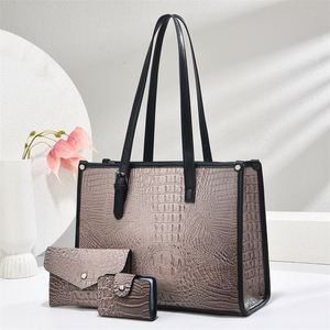 Bolsos de Mano para Mujer al por Mayor, Juego de 3 Bolsos de Mano de Piel Sintética Impermeable - Product Image 1