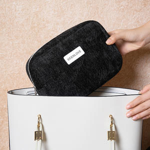 Bolsa de Maquillaje Beenlove, Estuche Cosmético Portátil Multiusos, de Viaje, Color Negro, Gris, Cian y Caqui - Product Image 4