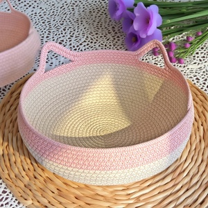 سرير دافئ للقطط في الشتاء مصنوع من الخيزران، سلة مستديرة منسوجة يدويًا مع لوح للخدش قابل للإزالة والغسل، سرير داخلي للحيوانات الأليفة - Product Image 4