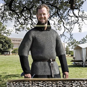 Hauberk de malla de acero dulce de 9 mm – Armadura de malla remachada redonda – Disfraz medieval para LARP y recreación histórica - Product Image 3