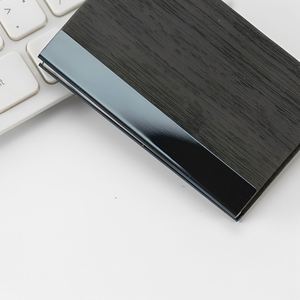 Caja de Tarjetas de Visita con Diseño Geométrico Creativo, Porta Tarjetas de Visita con Acabado en Madera y Cuero, Logotipo Personalizado, Regalos Promocionales - Product Image 4