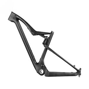 Cadre de vélo de montagne tout <span class=keywords><strong>carbone</strong></span> 29ER XC avec suspension, hanger UDH, pneu 2.4T, frein à disque 148*12MM, roue 29, cadre de <span class=keywords><strong>VTT</strong></span> à suspension - Product Image 4
