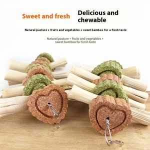 Juguetes para masticar de doble cuerda con diseño de Totoro, bocadillos molares de bambú dulce de alta fibra para animales pequeños como conejillos de indias y conejos - Product Image 4