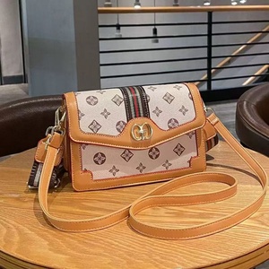 Bolso Tote de Alta Calidad para Mujer, Diseño Famoso de Moda, Bolso de Hombro Simple y Elegante - Product Image 1