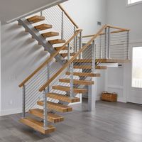 Escalier de villa moderne en acier et bois avec garde-corps en verre/métal, escalier intérieur durable pour hôtels