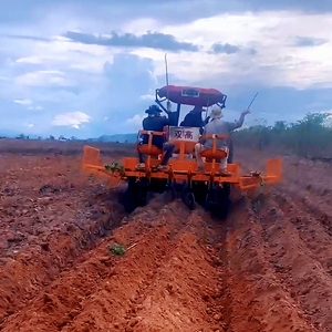 Nouvelle machine à planter le manioc automatique avec boîte <span class=keywords><strong>de</strong></span> vitesses et haute productivité pour l'agriculture et l'usage domestique - Product Image 1