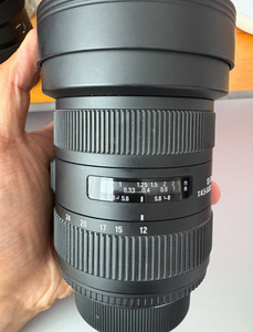 Objetivo usada 12-24mm f/4.5-5.6 DG HSM II F — ultra gran angular de fotograma completo, 122 °   Vista extrema, excelente estado! - Product Image 1