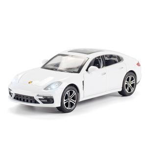 1/32 Panamera โมเดลรถสปอร์ตสีชมพูรถหล่อขึ้นรูปจำลองจำลองรถของเล่นรถดึงถอยหลัง - Product Image 3